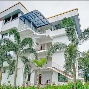 https://diamond-residency.kerala-hotels.net