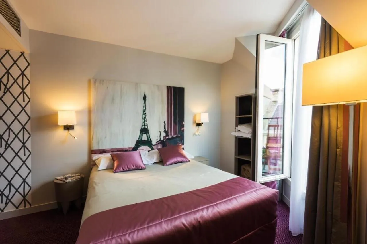 ***  Hotel Harvey Paris France