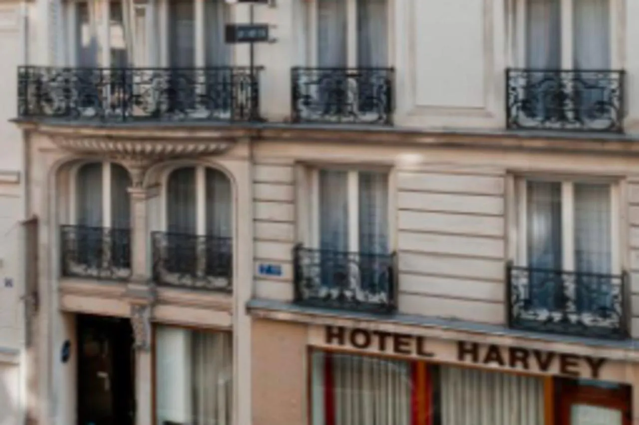 Hotel Harvey Paris 3*,  France